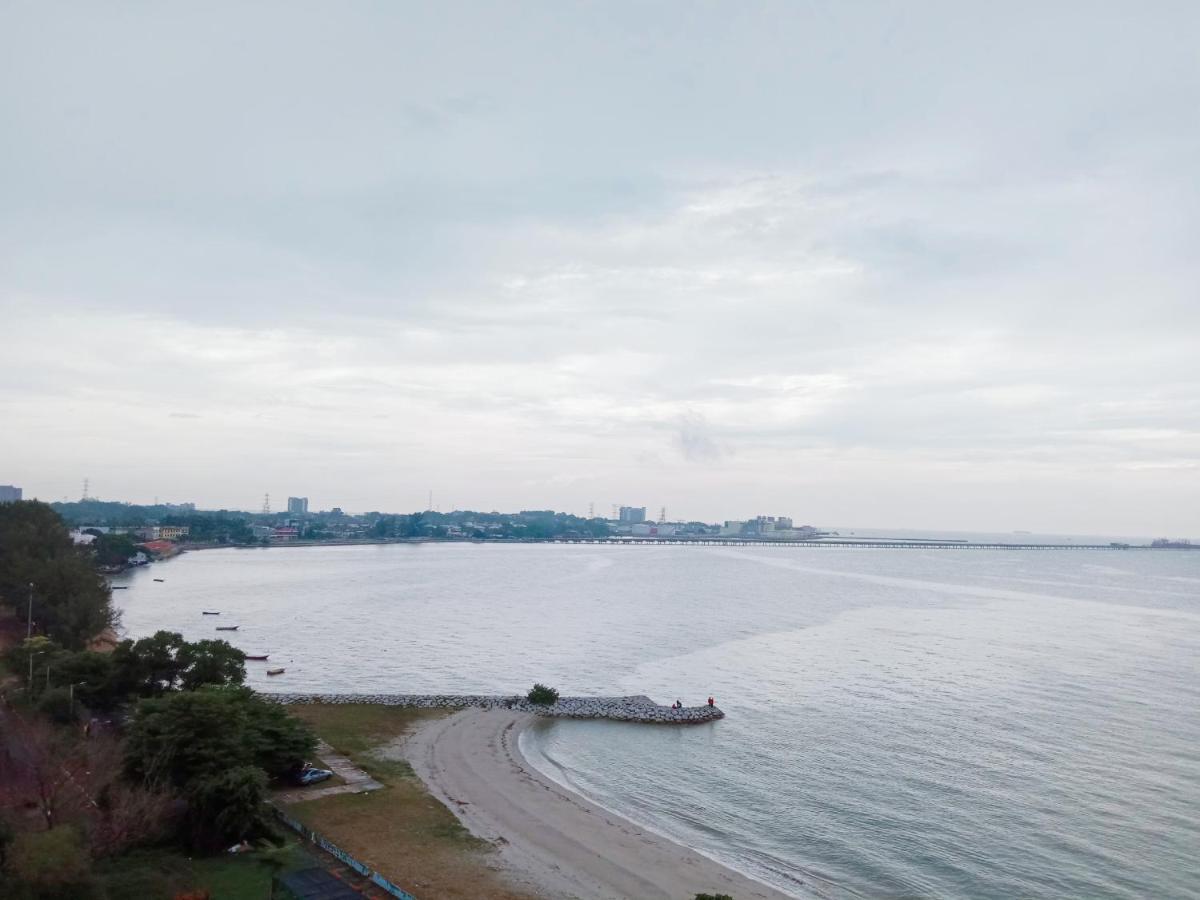 Glory Beach Resort Private Apartment Port Dickson Exterior photo